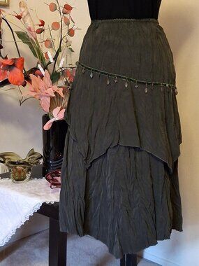 New Unique Design High Quality Vintage Style Green Tiered Lined Midi Skirt 14